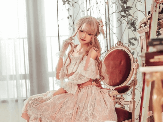 Tips And Tricks On Choosing Lolita Fashion That You Shouldn’t Overlook