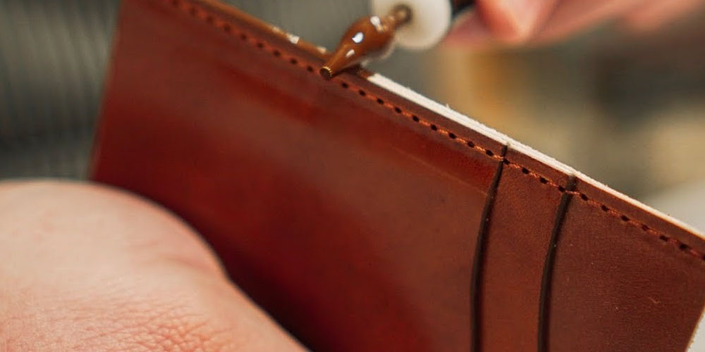 9 Steps On How To Apply quality Leather Edge Paint