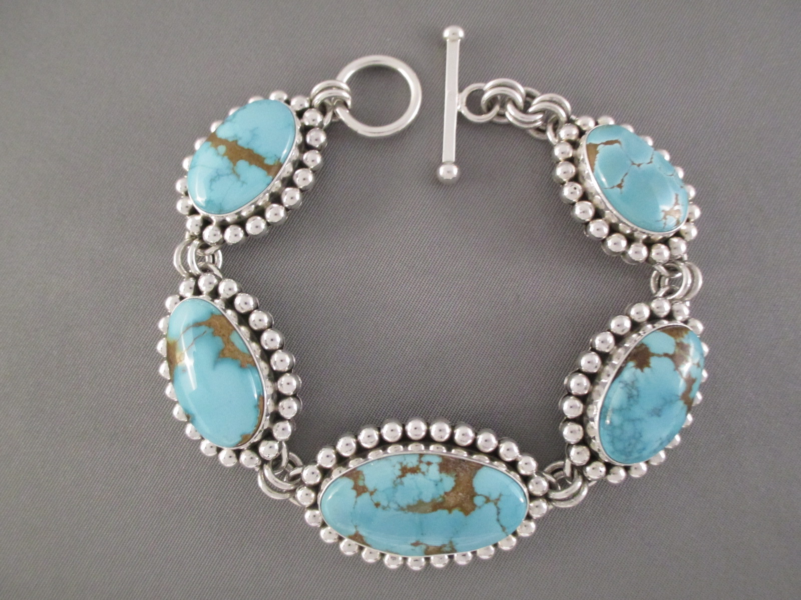 How to Choose the Perfect Bracelet for Any Occasion